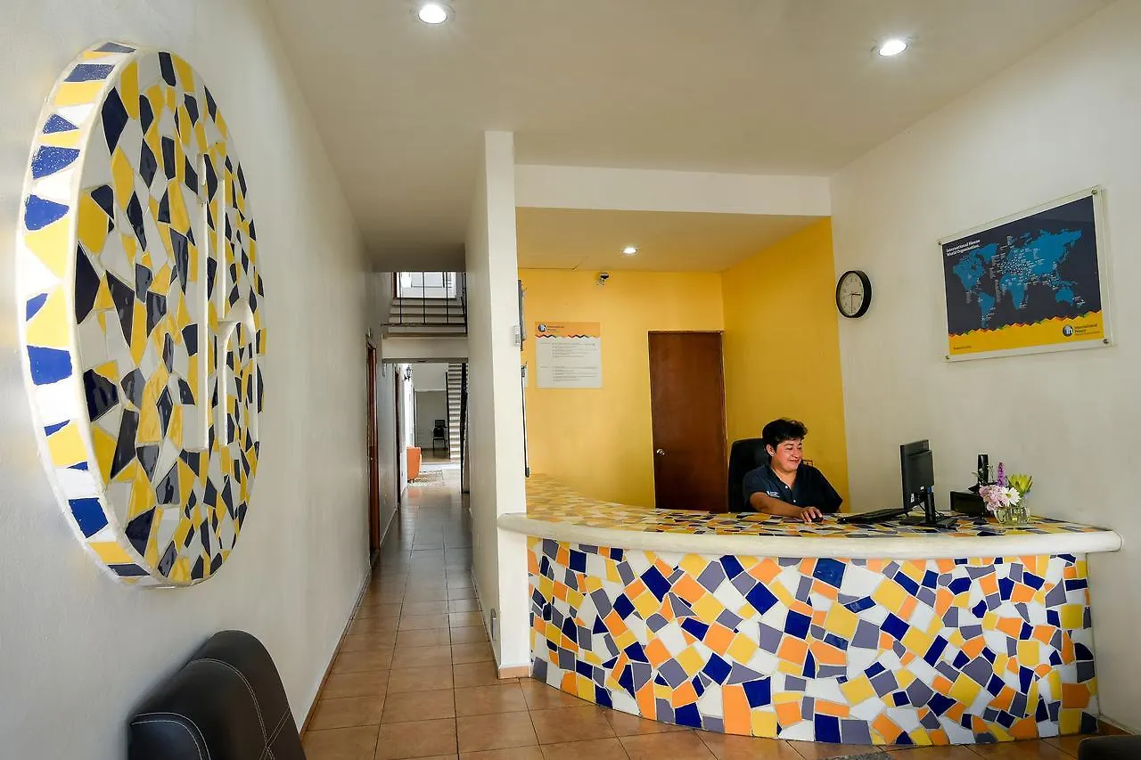 Hotel International House Riviera Maya Playa del Carmen 2*,  Mexiko